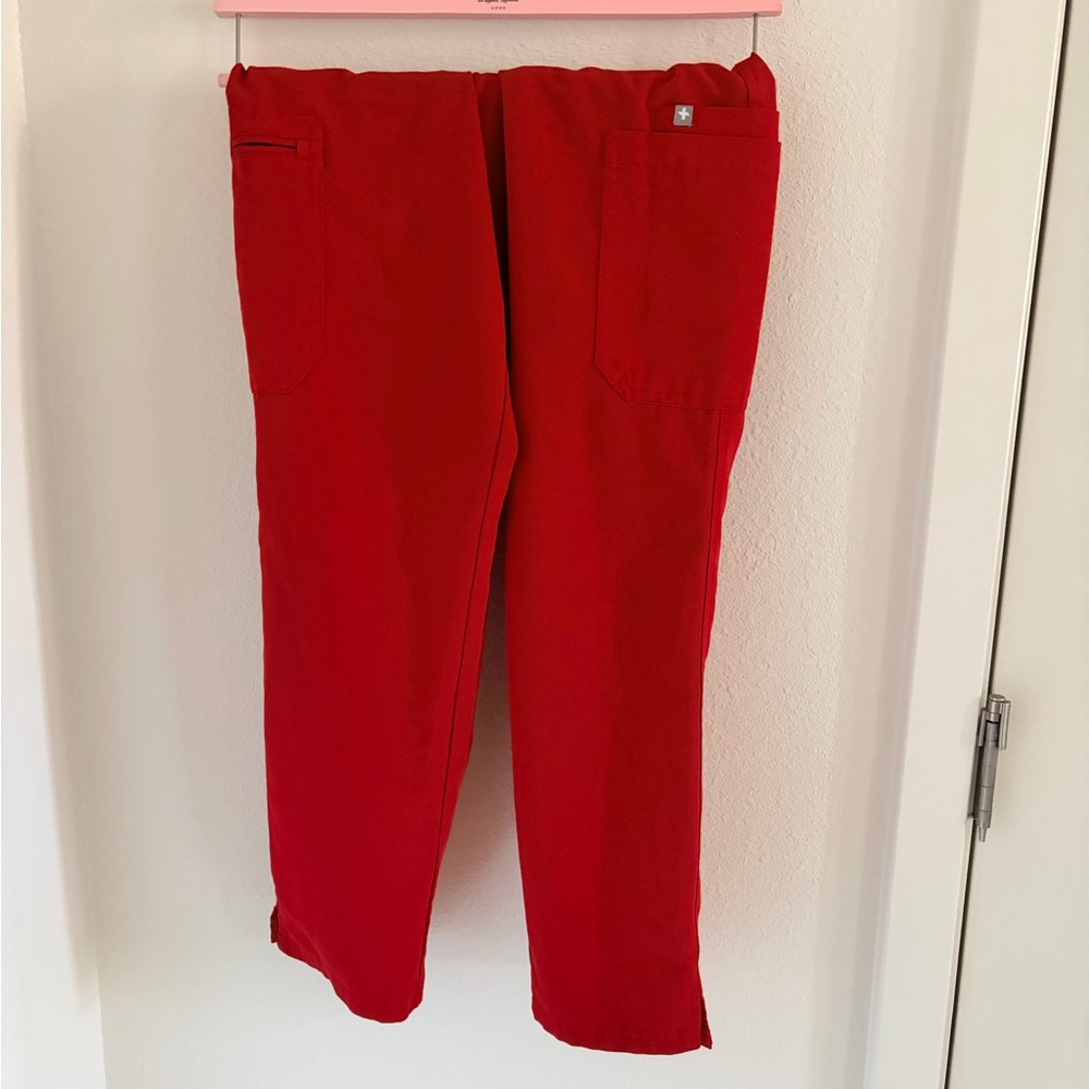 FIGS red scrub pants- SP WOMENS